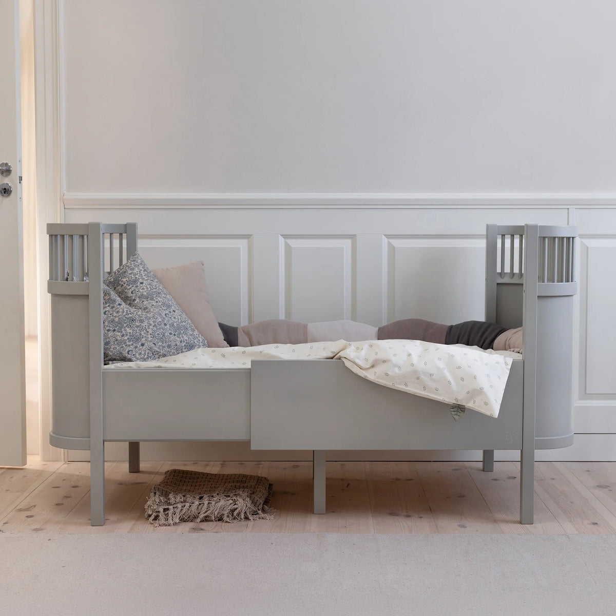 Sebra Bett - Baby- & Junior, Stone Grey