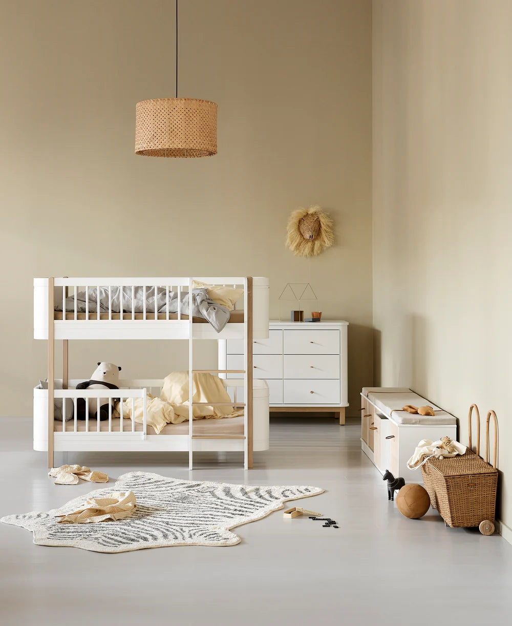 Wood Lounger Bed White 120 cm