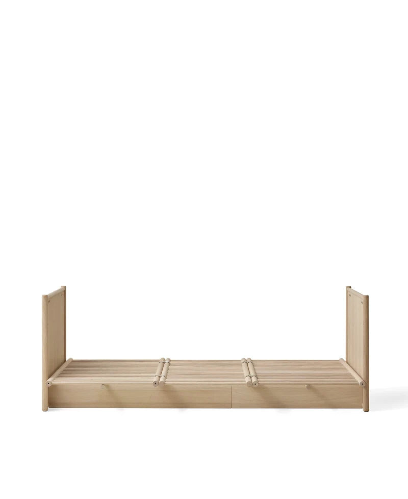 Oliver Furniture Camp Novel Babybett/Bett – Eiche 60 × 120 / 120 × 200 cm