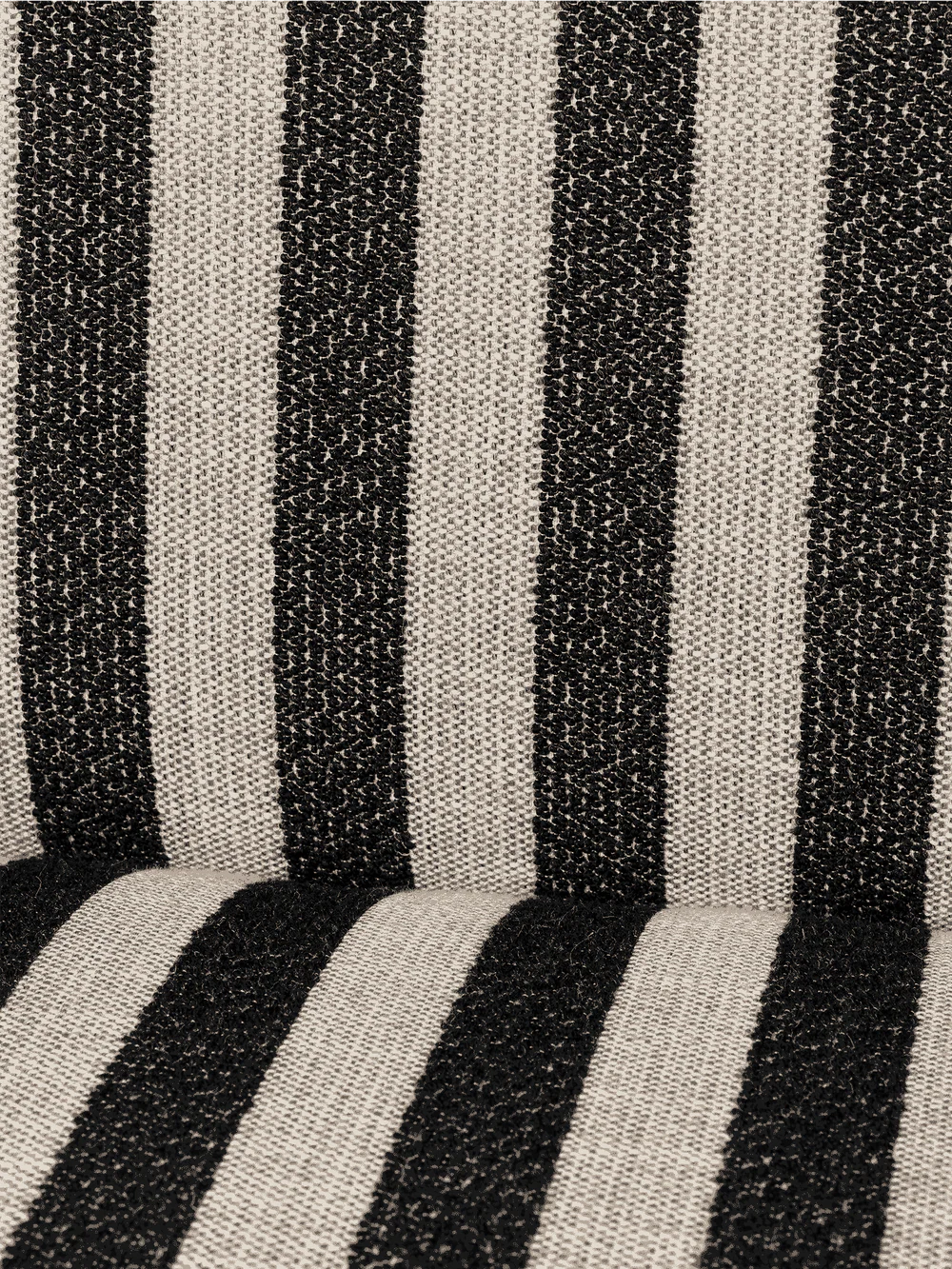 Ferm Living - Rico Chair – Sand/Black Louisiana