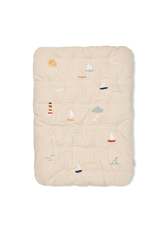 Embroidered play mattress Songbirds