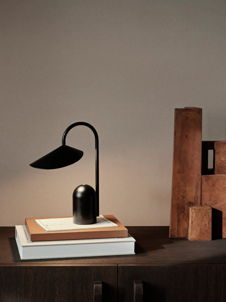 Arum Portable Lamp - Black