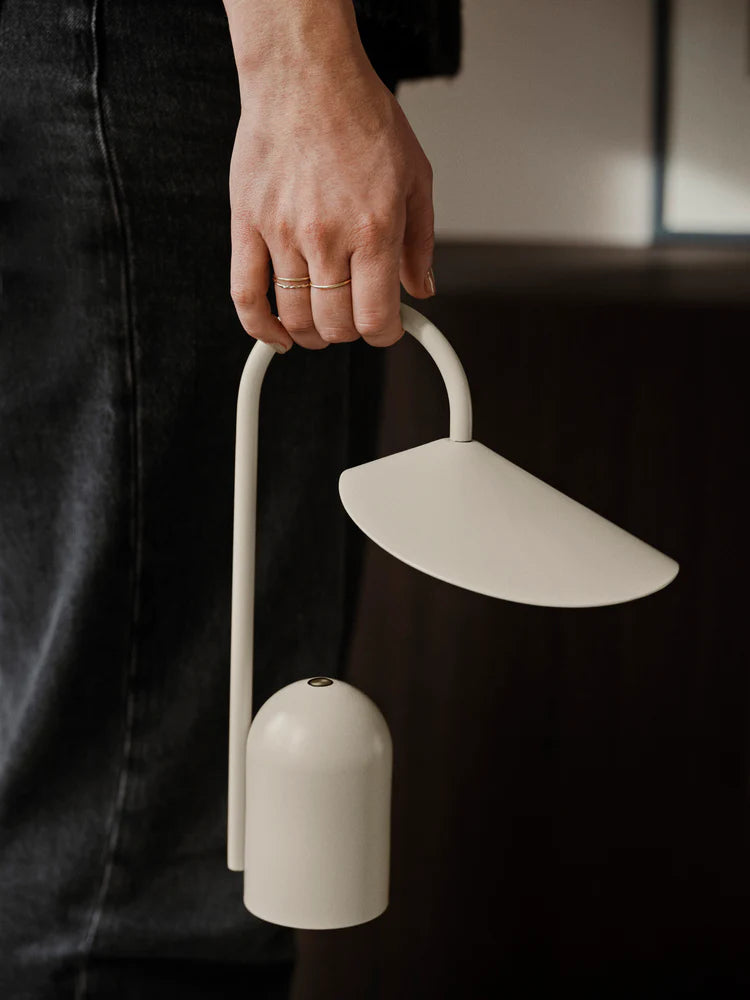 Arum Portable Lamp - Cashmere