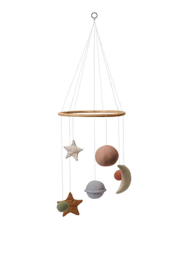 Skye Mobile von Ferm Living – Krippenmobile mit Mond, Sternen und Planeten aus Bio-Baumwolle