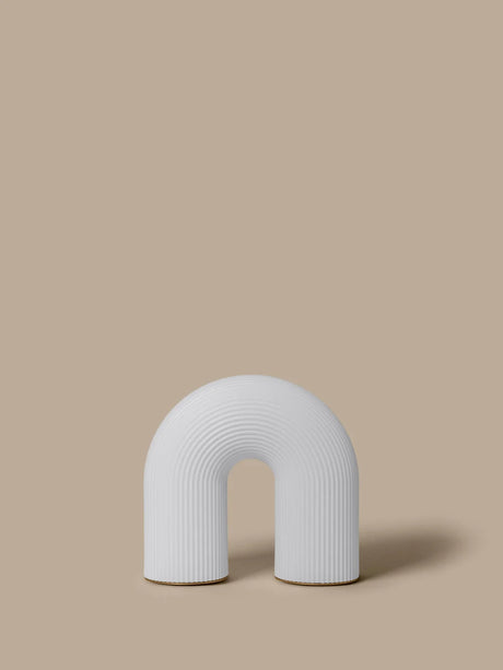 Vuelta table lamp