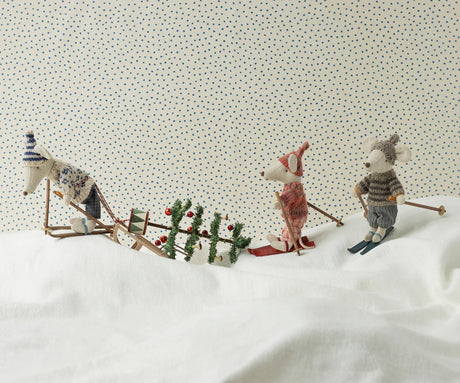 Maileg - Wintermaus mit Skiset, Große Schwester - Rose