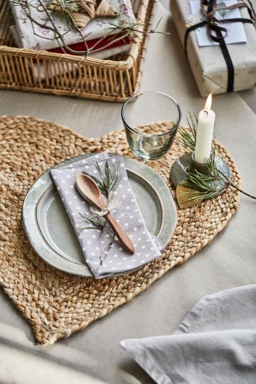 Serviette natur mit weissen Sternen 50 Stück