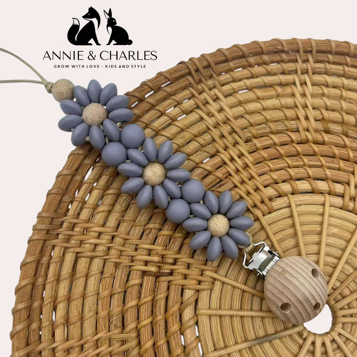 Annie & Charles - DAISY BLOOM Schnullerkette