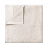 Blomus RIVA Badetuch 70 × 140 cm – Magnet