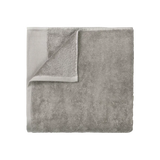 Blomus RIVA Badetuch 70 × 140 cm – Magnet