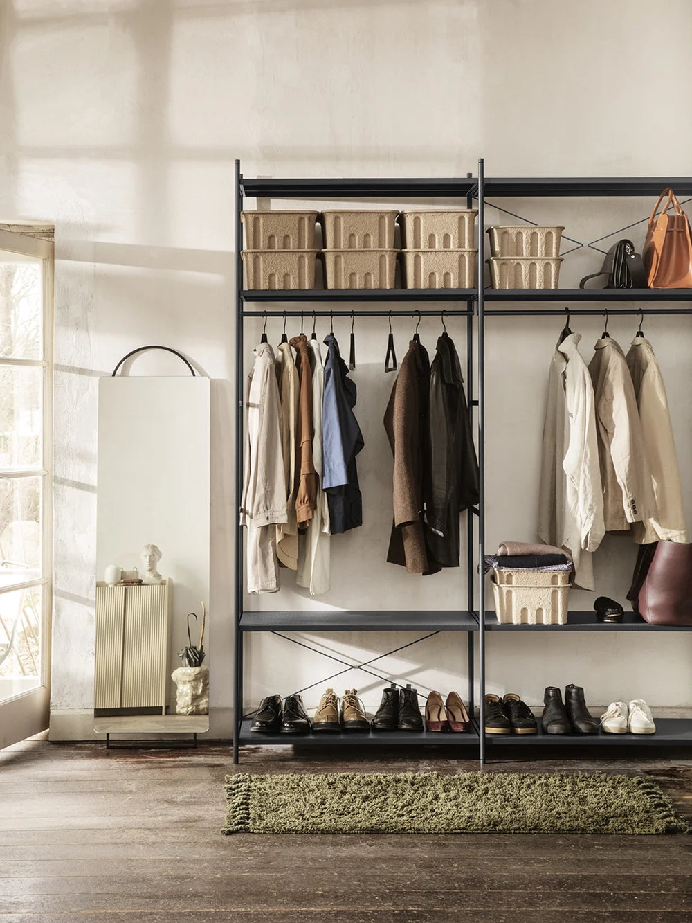 Ferm Living Punctual Metall Regalboden