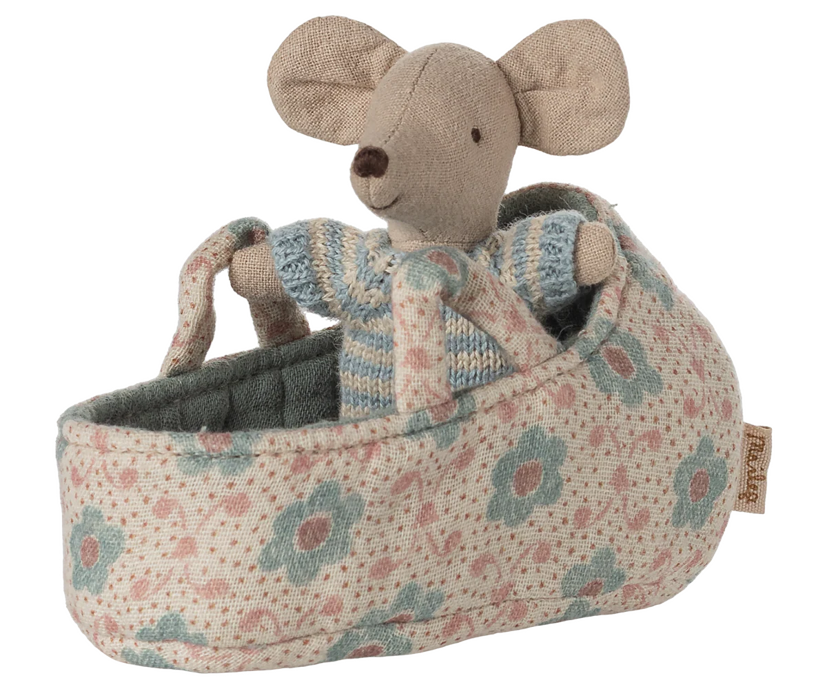 Maileg - Babymaus in Tragetasche - Blau
