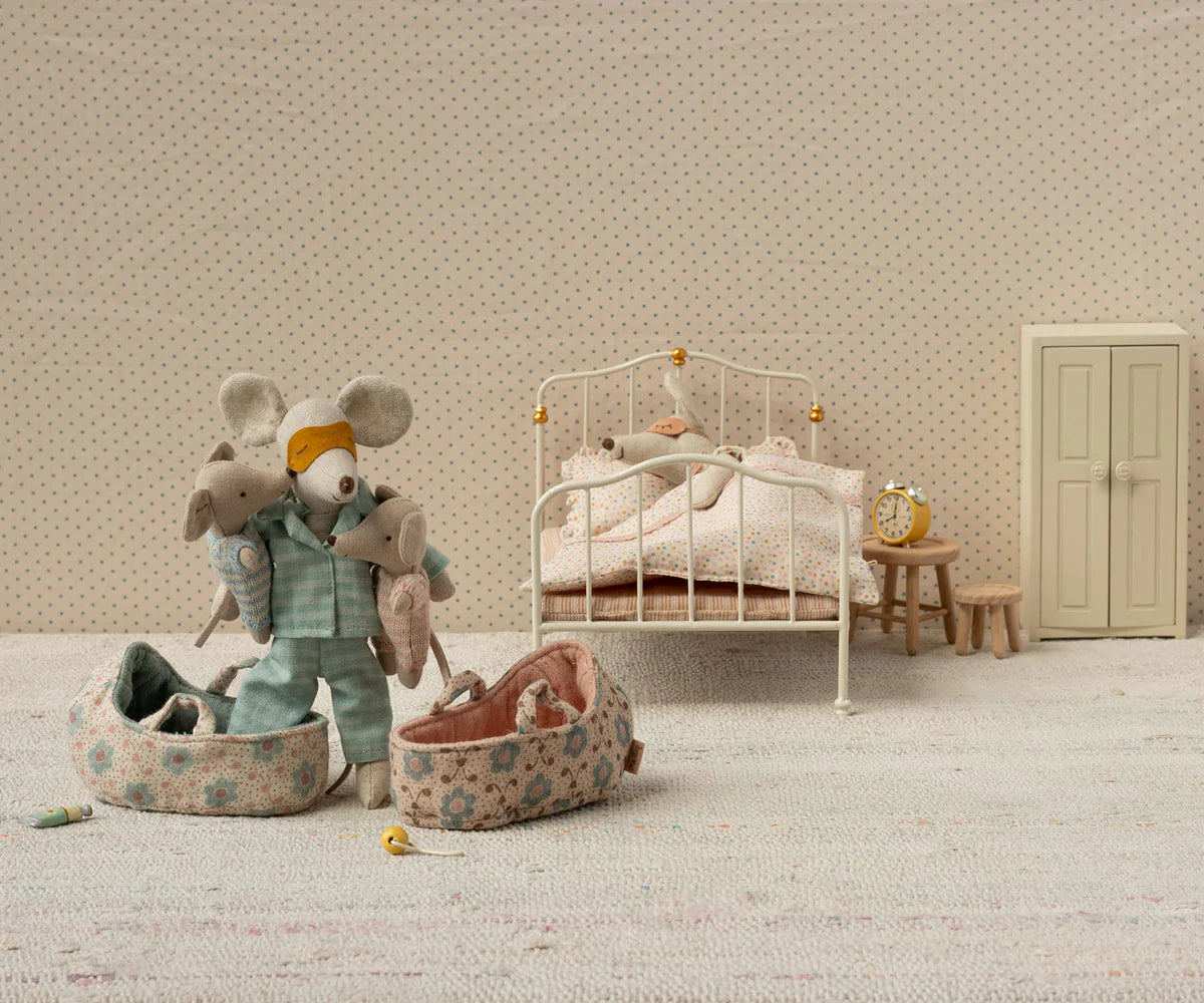 Maileg - Babymaus in Tragetasche - Blau