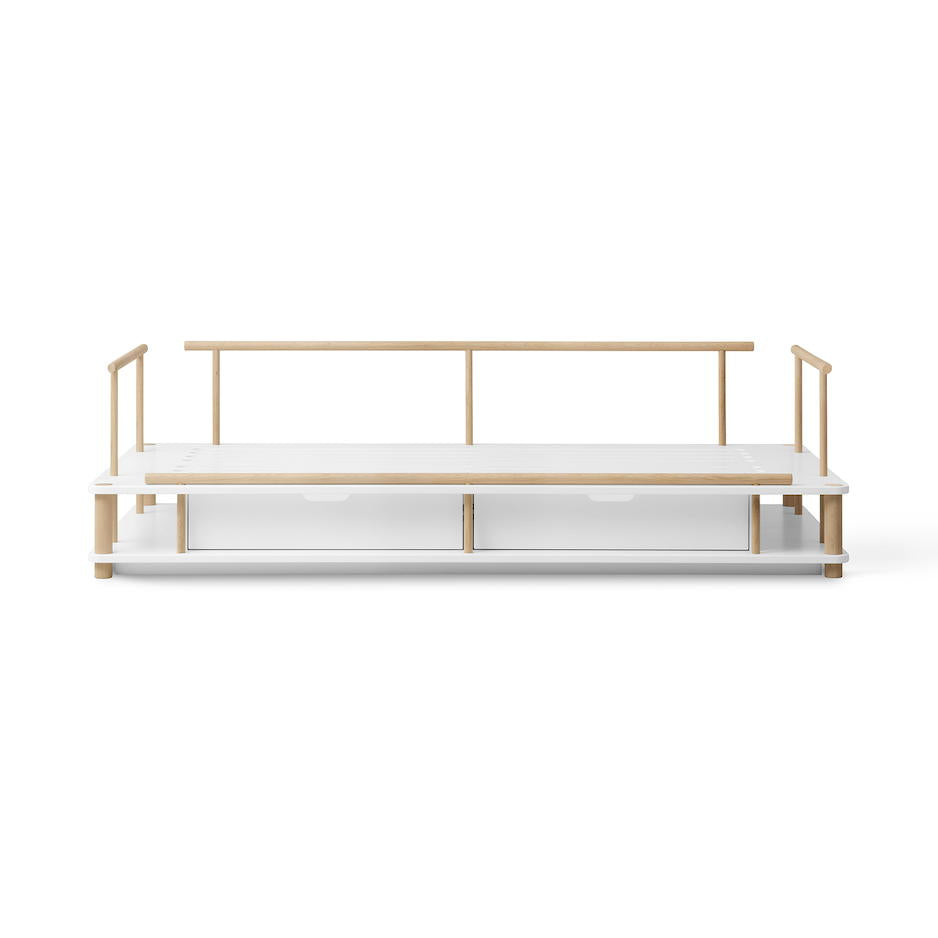 Oliver Furniture Camp Bettsofa, Weiss/Eiche