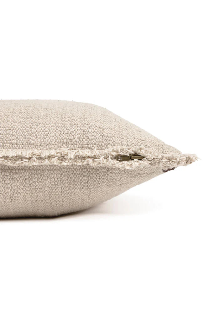 Lorena Canals Handgewebtes Baumwollkissen – Natural / Beige, 45 × 45 cm