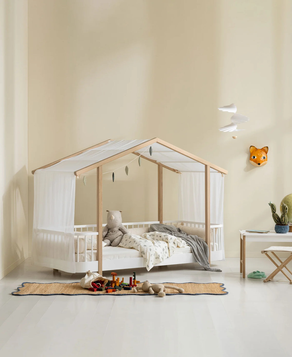 Wood Original Sofa Bed White / Oak